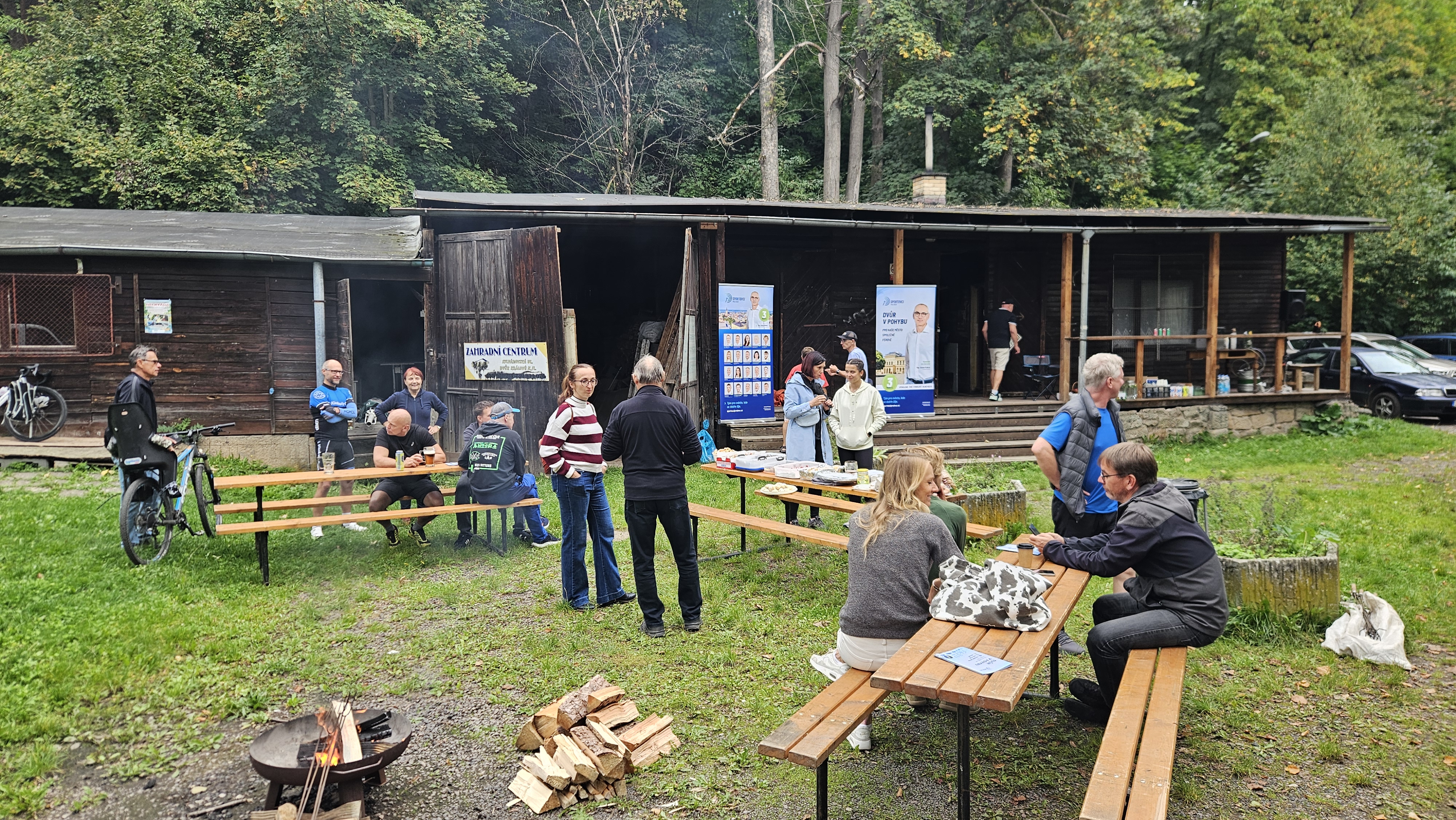 Setkání kandidátů s veřejností v loděnici
